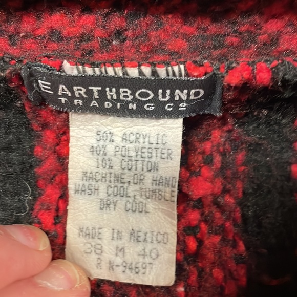 Earthbound Hooded Pullover - Picture 2 of 5